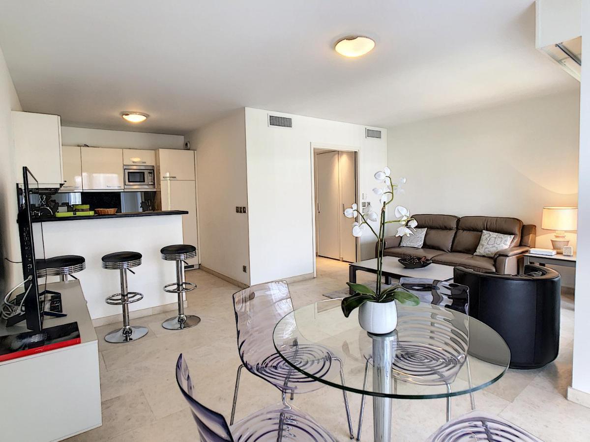 Residence Carlton Riviera カンヌ エクステリア 写真