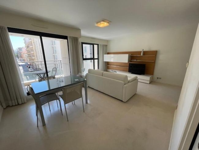 Residence Carlton Riviera カンヌ エクステリア 写真