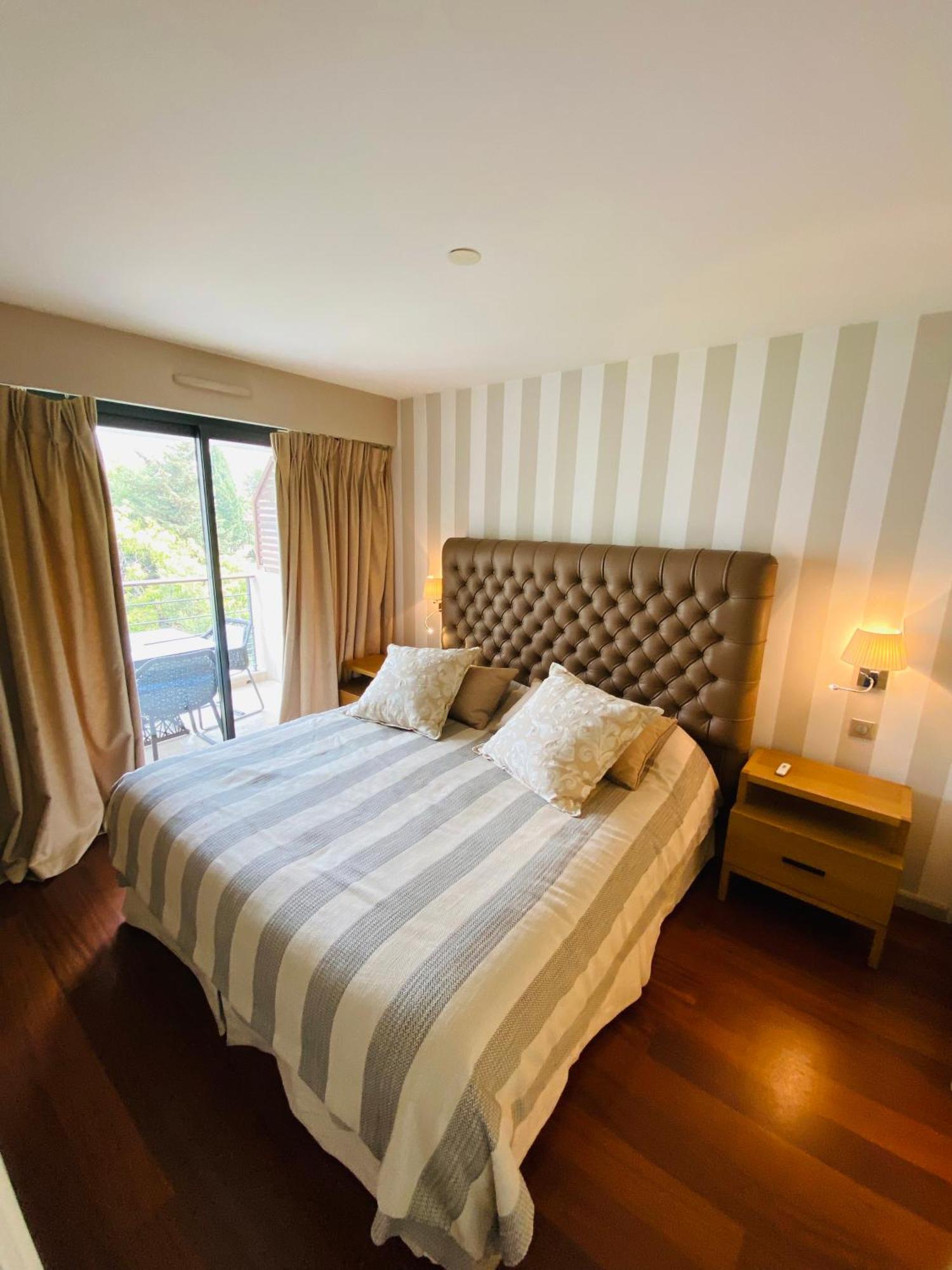 Residence Carlton Riviera カンヌ エクステリア 写真